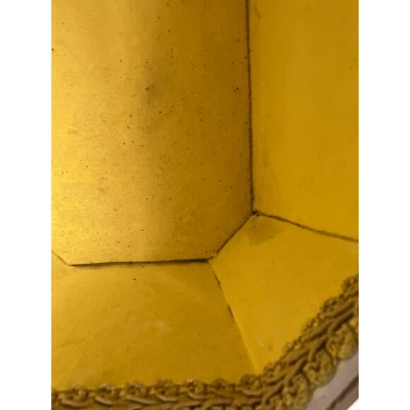 Vintage Vicki Jean wood purse Box. Hand Painted Flowers - Signed - Picture 9 of 16